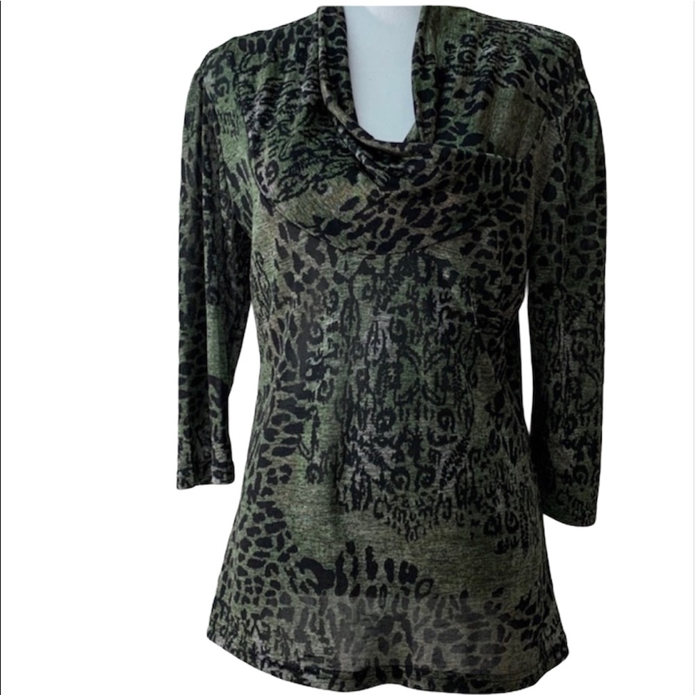 COWL NECK 3/4 SLEEVE OLIVE GREEN ANIMAL PATTERN